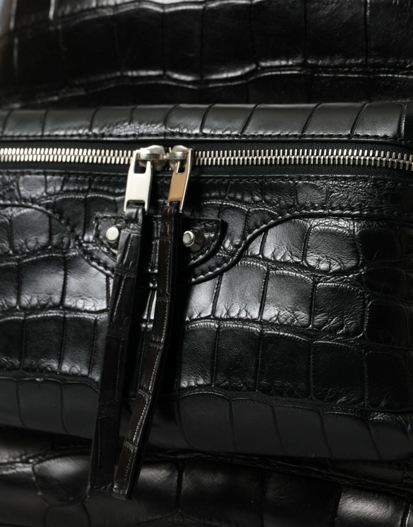 exquisite alligator skin luxury backpack